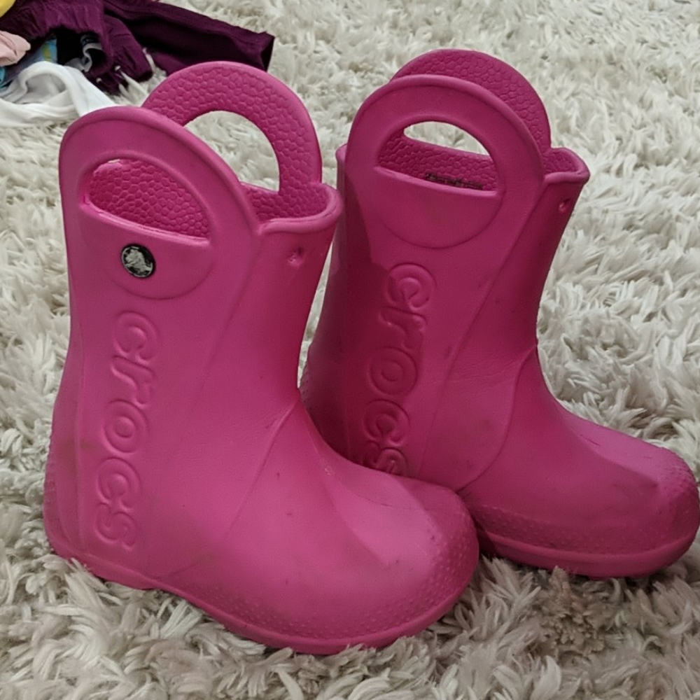 Toddler 9 girls croc boots